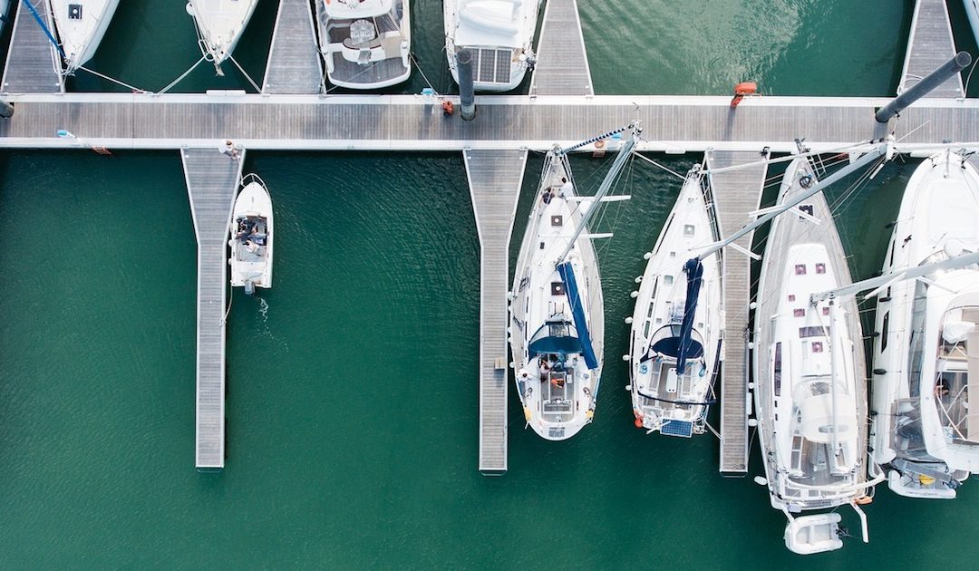 a marina full of boats covered by a NJ boat insurance policy